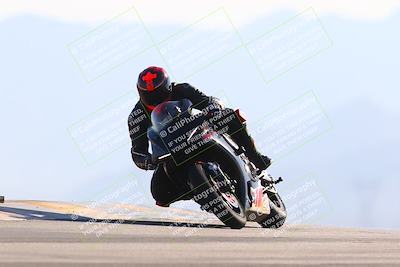 media/Jan-14-2024-SoCal Trackdays (Sun) [[2e55ec21a6]]/Turn 9 (210pm)/